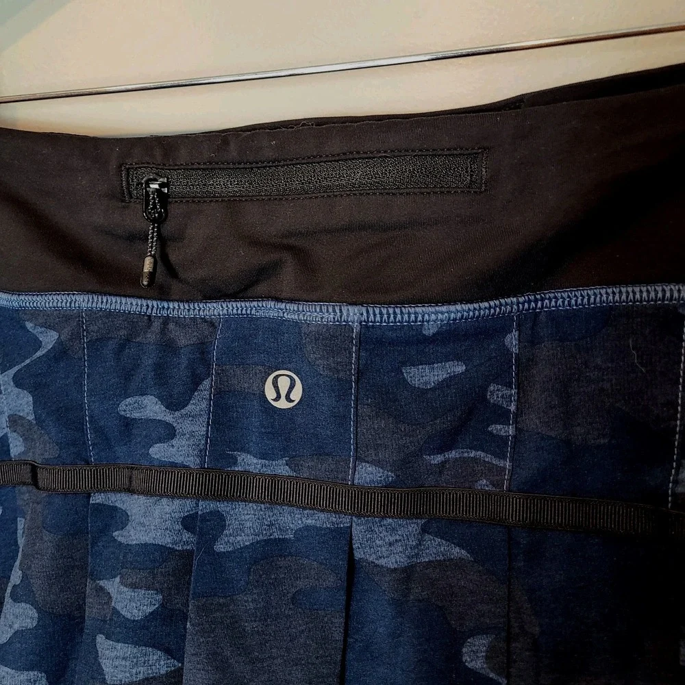 Lululemon Pacesetter Skirt Lotus Camo Oil Slick Blue Navy Teal Women Size 10